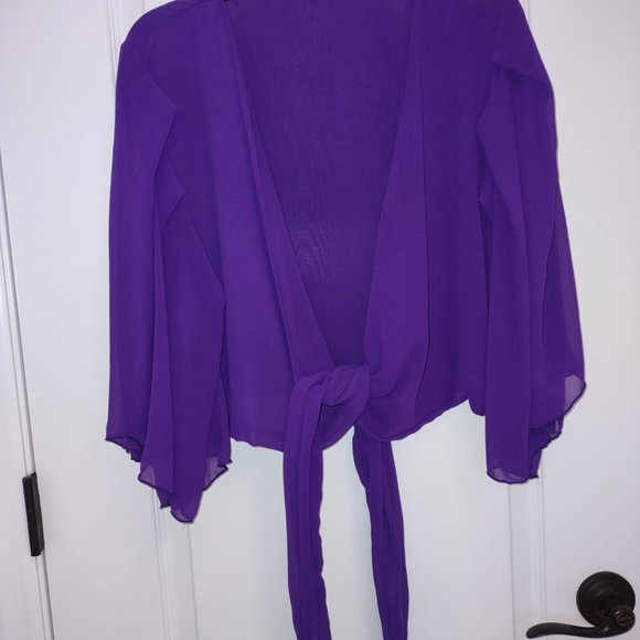 Polyester/crepe open front wrap in deep purple. EUC - Picture 2 of 3